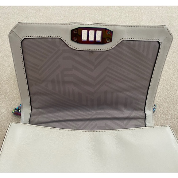 REBECCA MINKOFF WHITE LEATHER CROSSBODY / SHOULDER BAG WITH RAINBOW HARDWARE - Picture 8 of 16